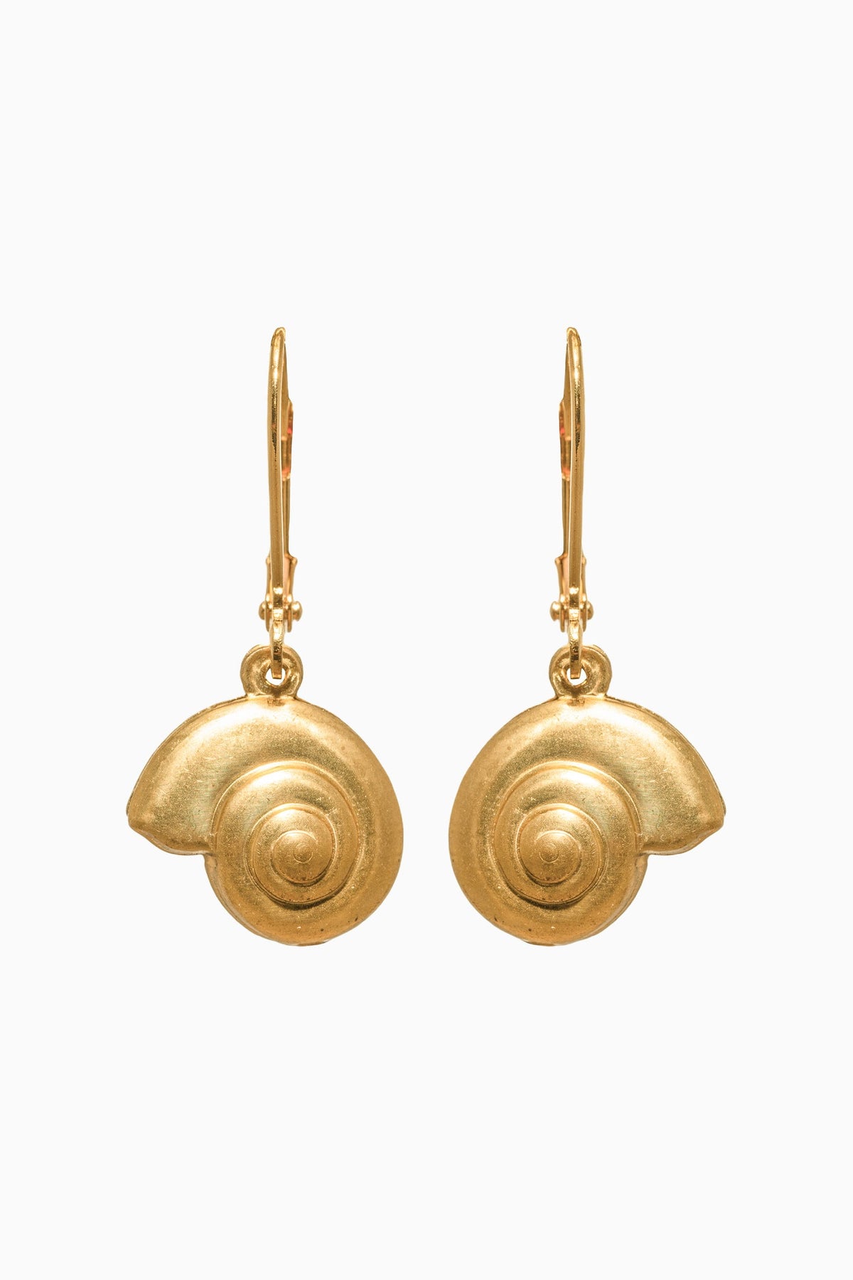 We Dream In Colour Round Shell Earrings | Loveshackfancy US