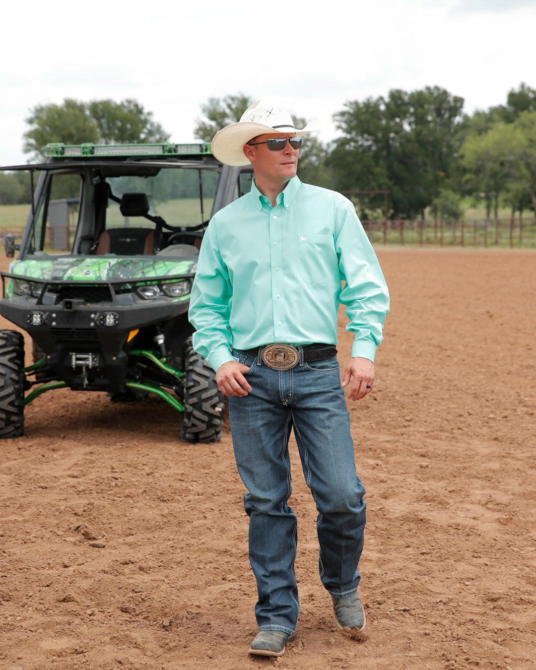 Cinch Solid Classic Fit Button-Down Western Shirt