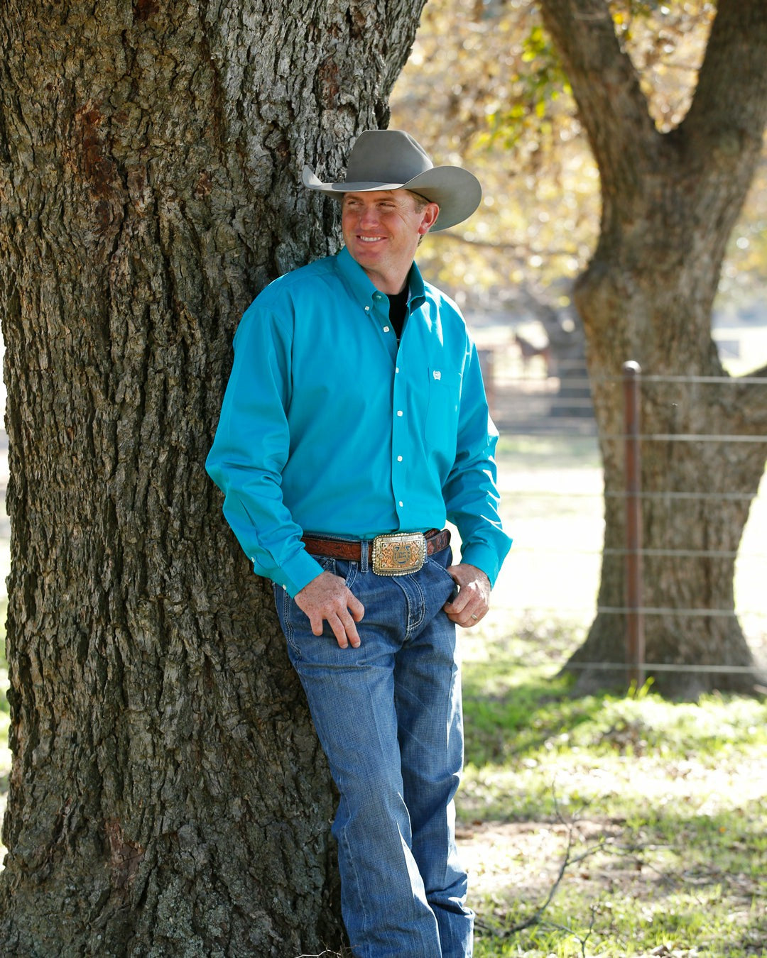Cinch Solid Classic Fit Button-Down Western Shirt